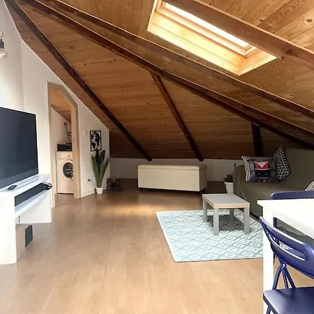 Mansarda Panoramica A 15 Minuti Dal Centro